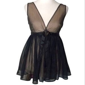 Vintage Evette Black Nude Lined Made In USA Nylon Rosette Nighty Size Small